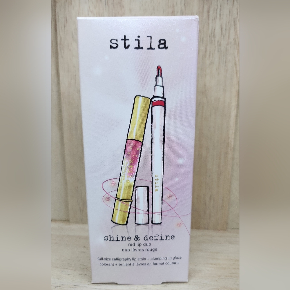 Stila "Shine & Define" Red Lip Duo.